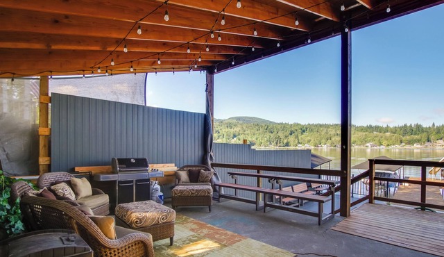 Mount Vernon Vacation Rental w/ Lake Access