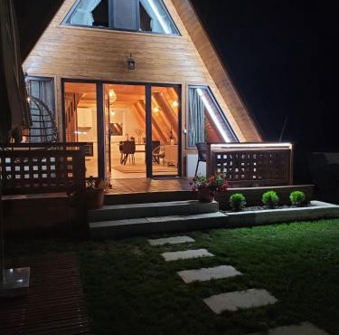 Mountain A-Frame Resort , com Avram Iancu
