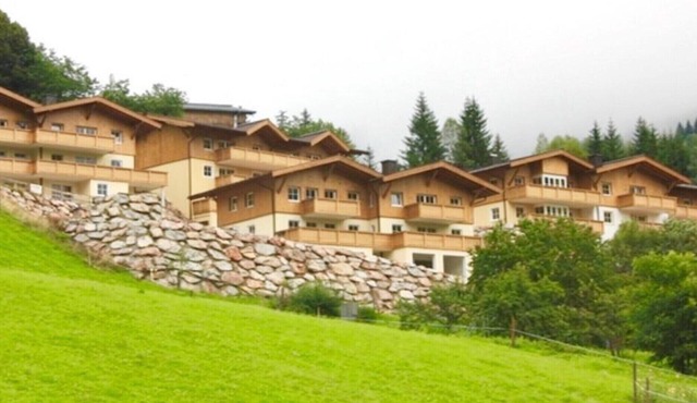 Mountain Apartment in Saalbach for 8