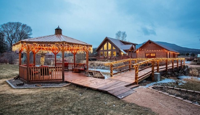Mountain Cabin on River with Hot Tub & an Island
