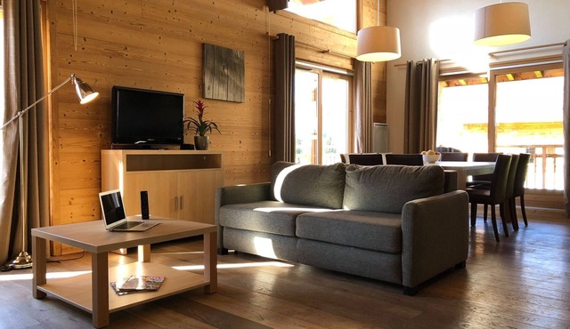Mountain Chalet w/Terrace
