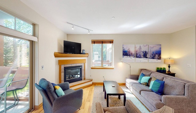 Mountain Condo by the River & Town w/Shared Hot Tub, Private Balcony, & WiFi