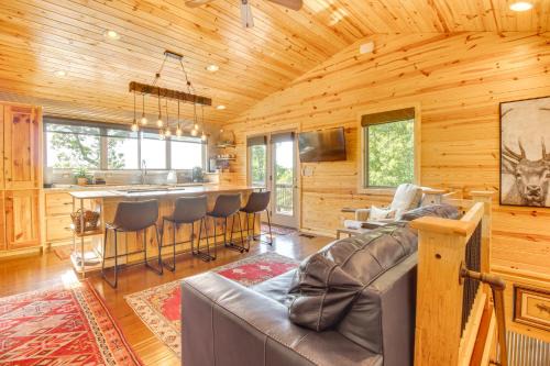 Mountain Home Cabin Rental w/Fire Pit!