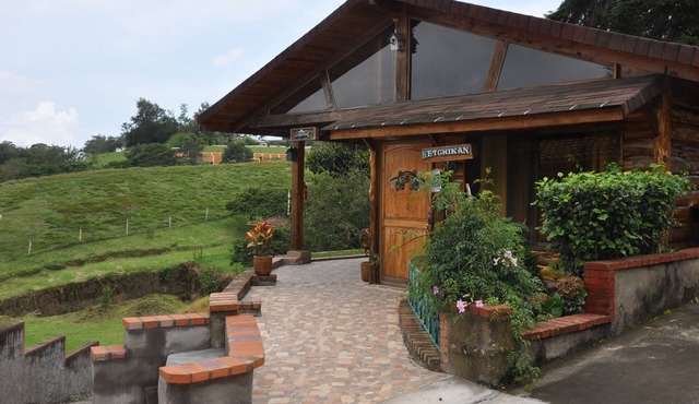 Mountain Lodge CheTica