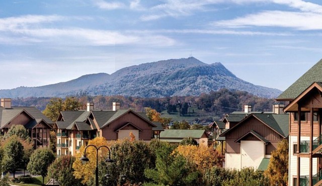 Mountain Magic at Wyndham Smoky Mountains –The Ultimate Family Escape- 3 Bd. Dlx