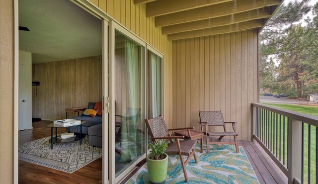 Mountain Modern Condo + Resort Amenities & Patio