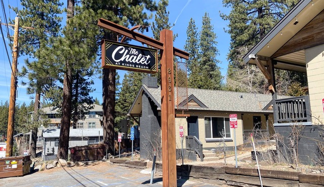 Mountain-side home base with fireplace, WiFi, full kitchen & patio with firepit