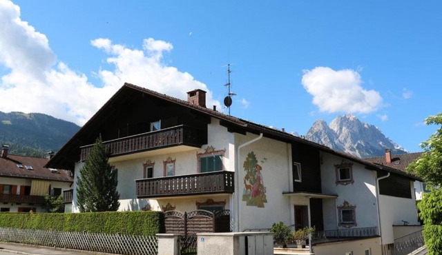 Mountain View Apartment