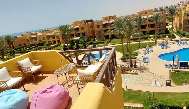 Mountain view sokhna 2, Sea and Pool view, 3 BDRs,