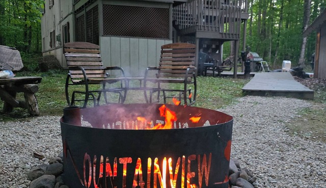 Mountain View Lodge - 3 story house in Ski Brule Village with 2 hot tubs & sauna