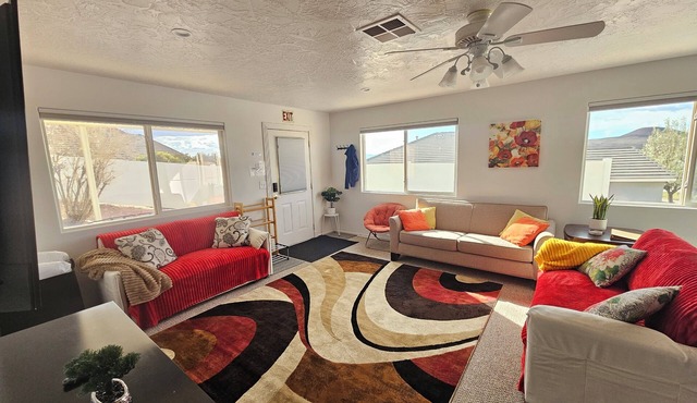 Mountain View Retreat Near Zion, Sand Hollow