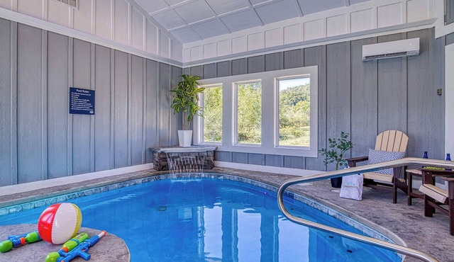 Mountain View Splash – Pool, Hot Tub & Views