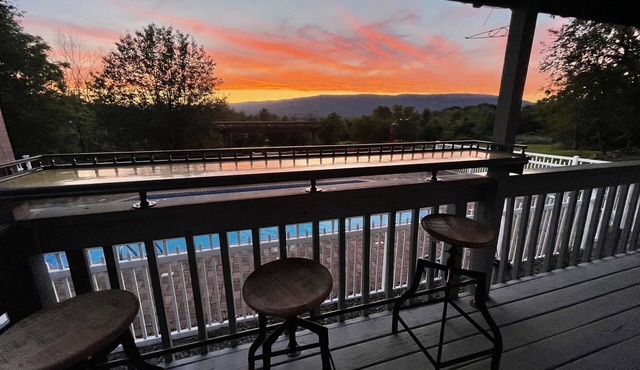 Mountain View Vacation Home