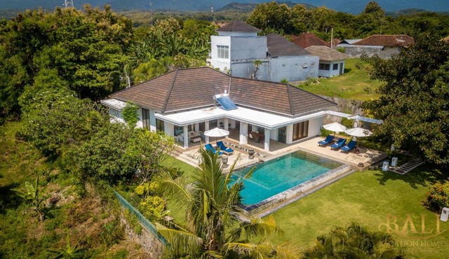 Mountain Villa Aina Lokahi - With a fantastic view!
