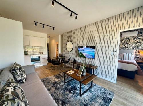 Mountain Whisper - Le Jardin Unit 306
