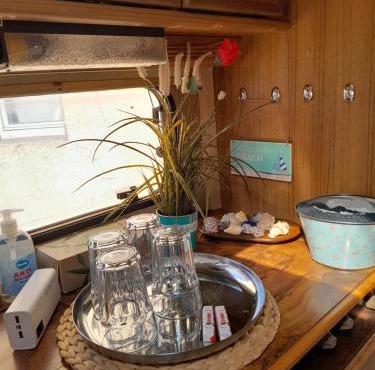 Moving Inn - Retro Übernachten im Wohnwagen, günstig & zentral