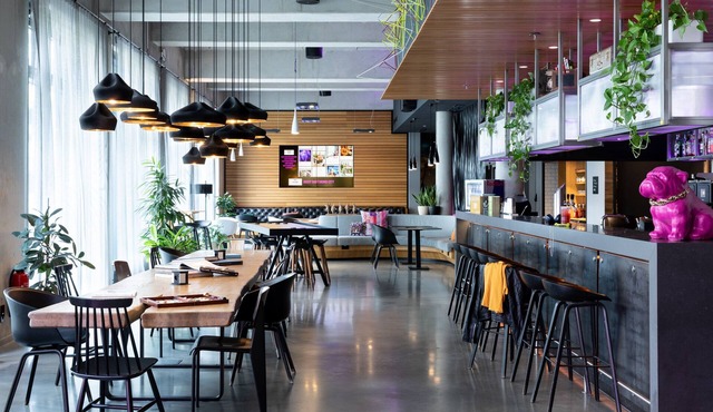 MOXY Frankfurt Eschborn