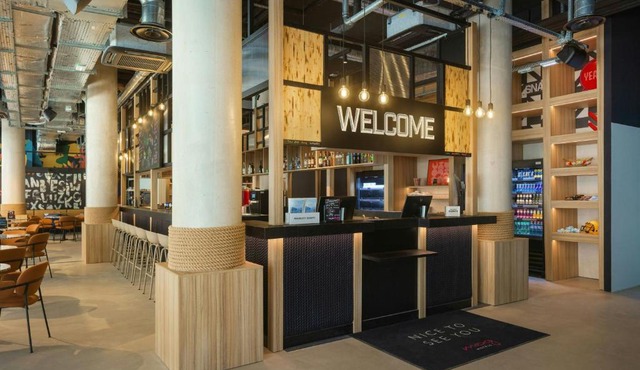 Moxy Nice