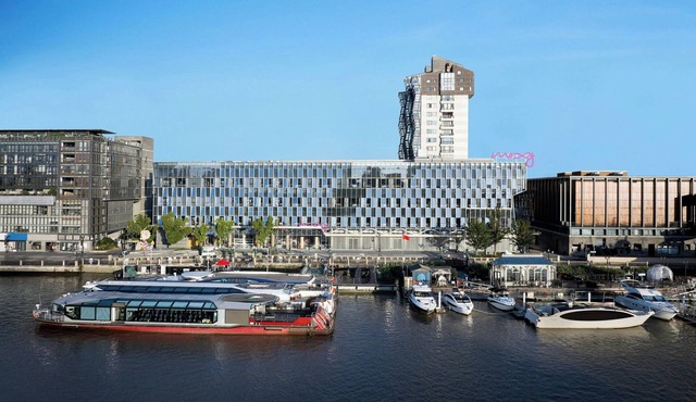 Moxy Ningbo Old Bund