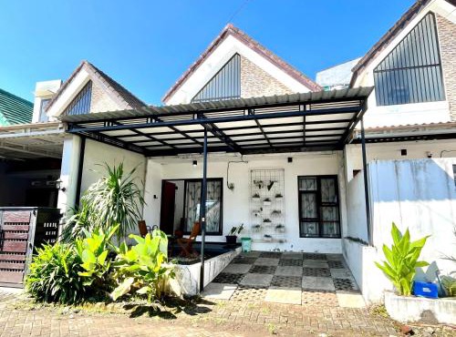 MP Villa Ardmore A17 Malang