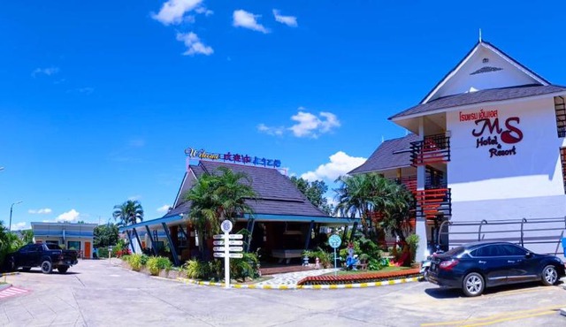 MS Hotel Sriracha