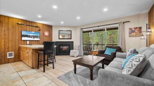 Mt. Bachelor Village Resort Condo 109 in Bend OR
