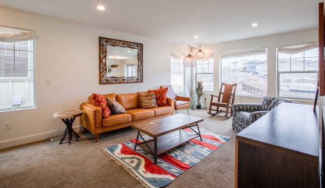 Mt Top Manor | Extended Stays | Family