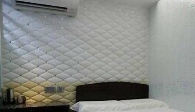 MTR Mong Kok Comfy Studio for 2-Y1