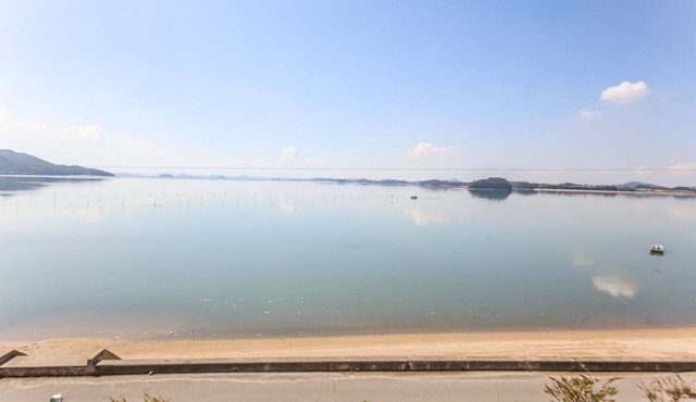 Muan Beach Hotel