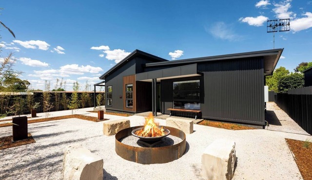 Mudgee Luxury Retreats Group Getaway near Wineries