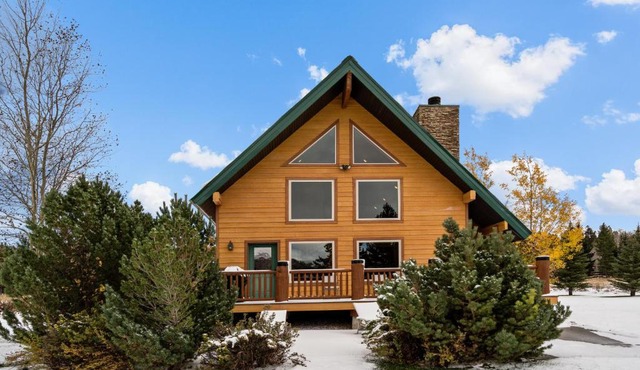 Mule Deer Cabin