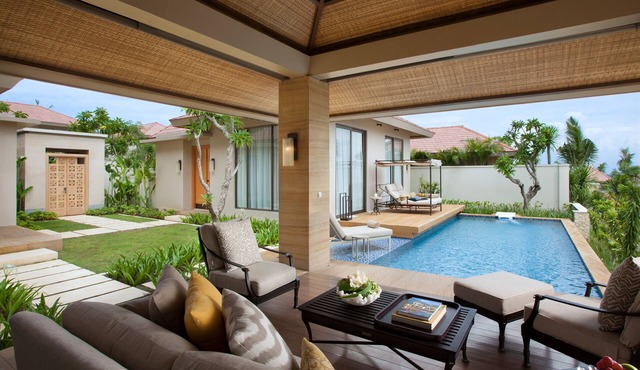 Mulia Villas