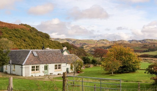 Mullach: A Serene Retreat in Ardfern