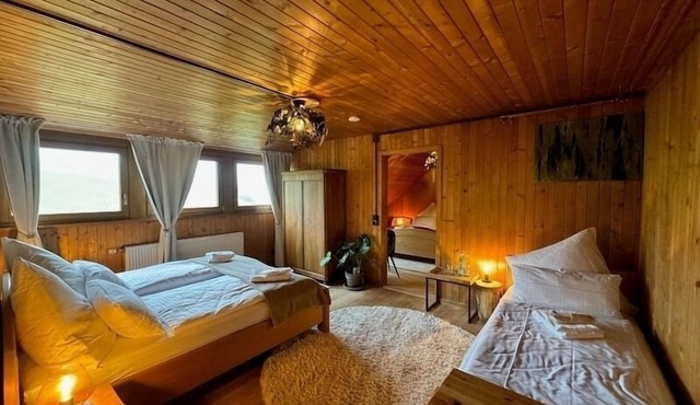Multi-bed room for 5 guests with 45m² in Utzenfeld (264433)
