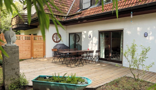 Munich center just a 10-minute subway ride away: 130 m², 4 bedrooms, 2 bathrooms