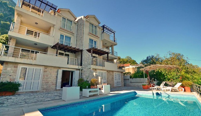 Muo Apartments