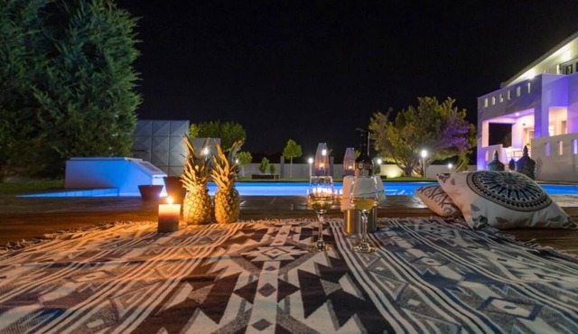 Muthee Luxurious Private Villa