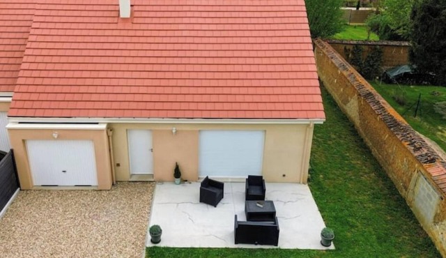 My little house: out of sight, out of mind