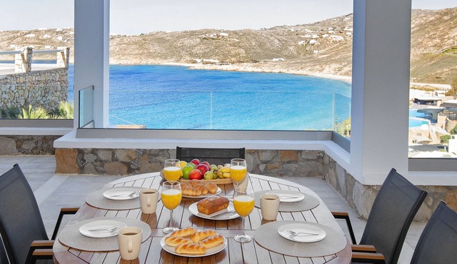Mykonian house in Elia beach by GHH