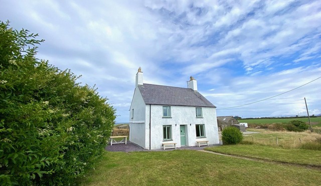 Mynachdy - sleeps 6 guests in 3 bedrooms