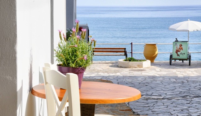 Myrtos Mare Suites - Studio on the beach