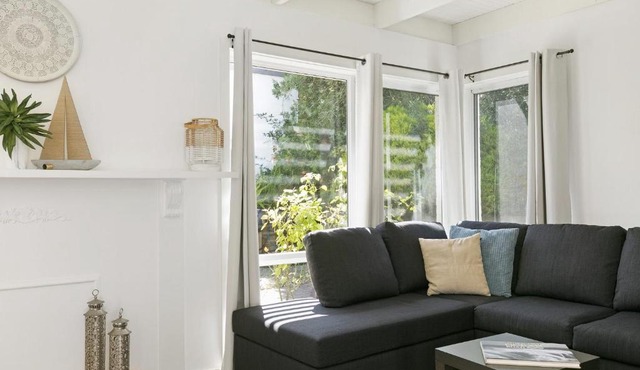 Mysa Anglesea Sleeps 6 WiFi SmartTV Cafes Shops
