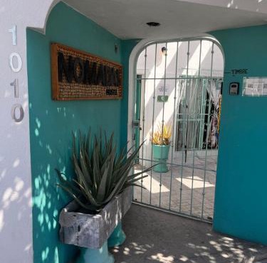 Nómadas Hostel
