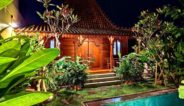 Na Uli Villa Renon