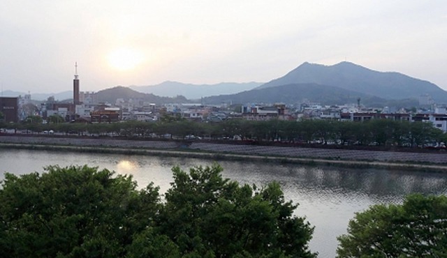Namwon River Motel