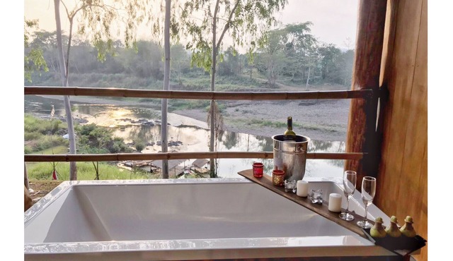 Nan De Panna Riverside Homestay