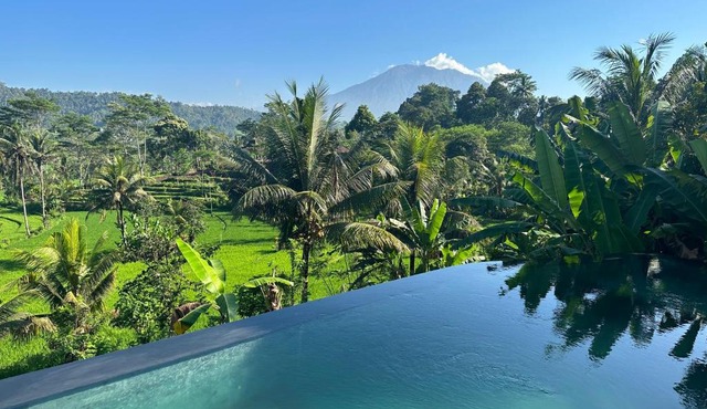 Nana Suites Villa
