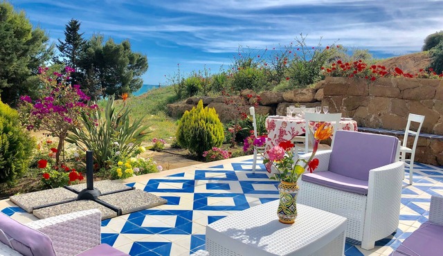 NARCISO by KlabHouse-2pax w/AC&terrace walk2beach