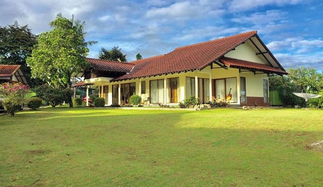 Nataka Green