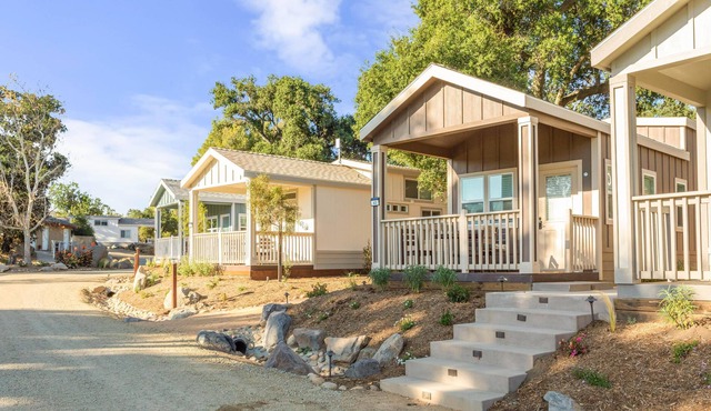 Native Falls Cabin (1BR Loft) - 1BR Loft Craftsman Cabin